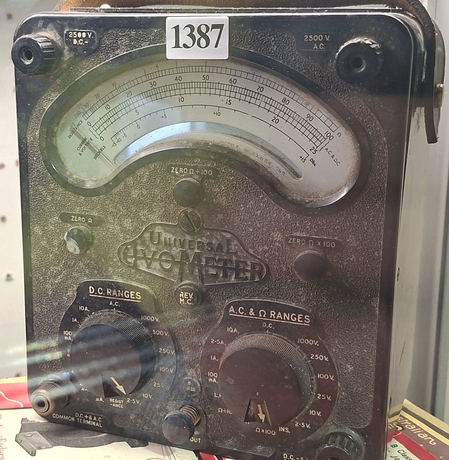 Vintage Universal Avometer