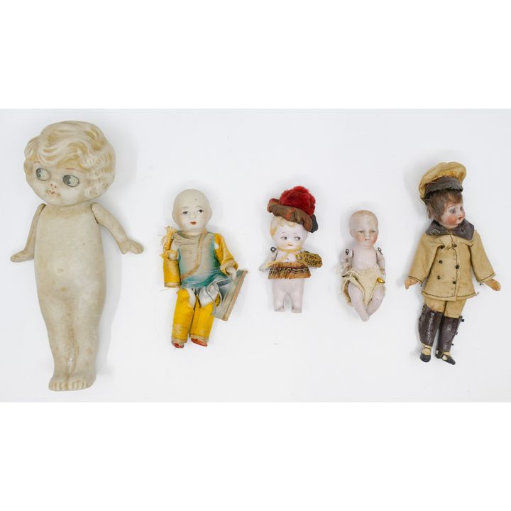 Box Antique Bisque Small Dolls 5pc