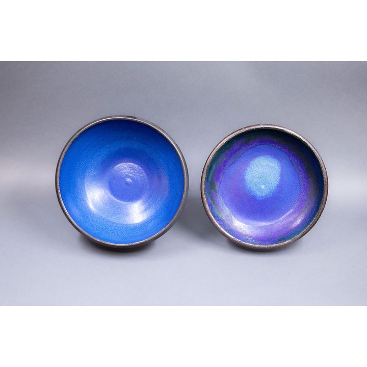 Graeme Storm - Two stoneware bowls