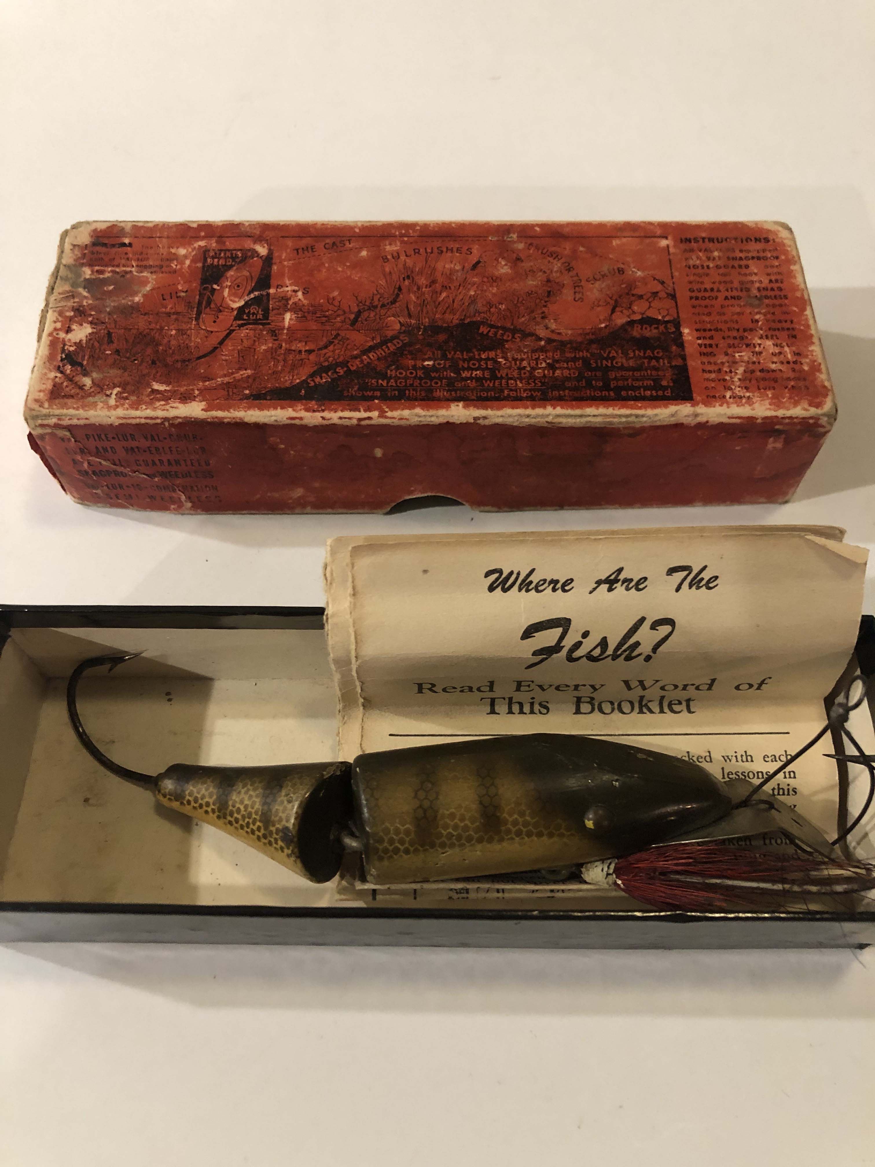 1930's VINTAGE VAL LURE W/BOX AND PAPERS