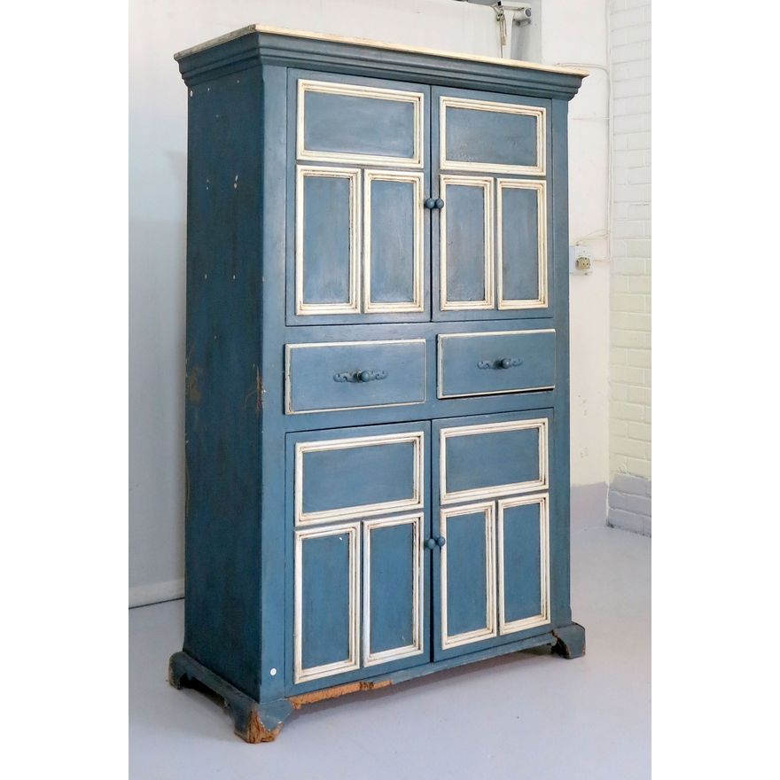 PAINTED FOUR-DOOR CUPBOARD, needs new base
