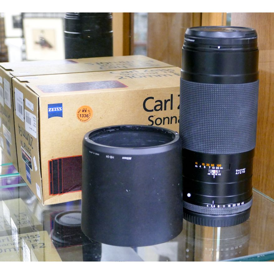Carl Zeiss Sonnar T 210mm F4 Lens with Box