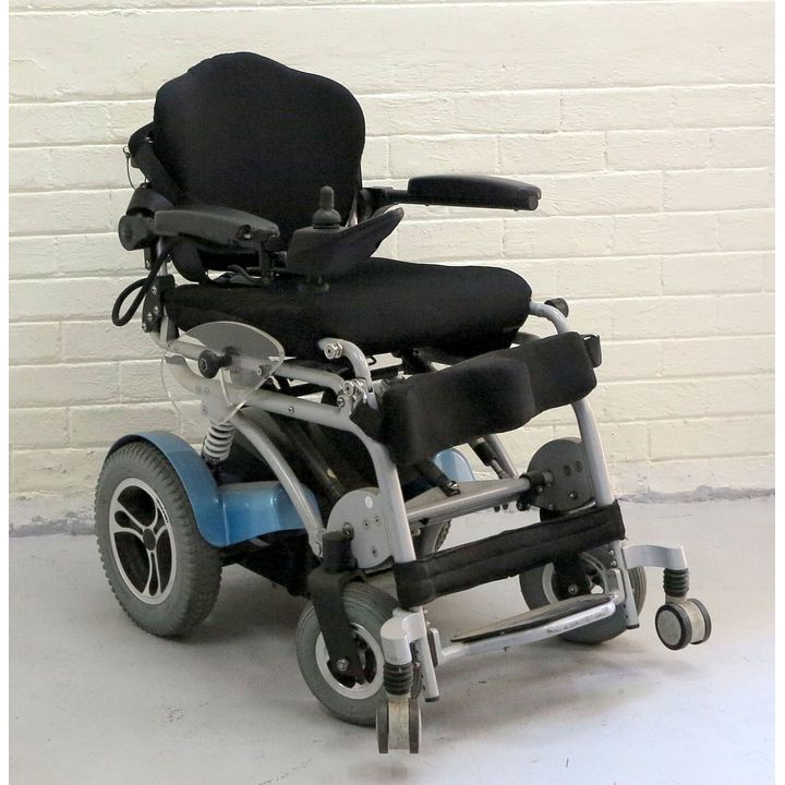 ELECTRIC WHEELCHAIR