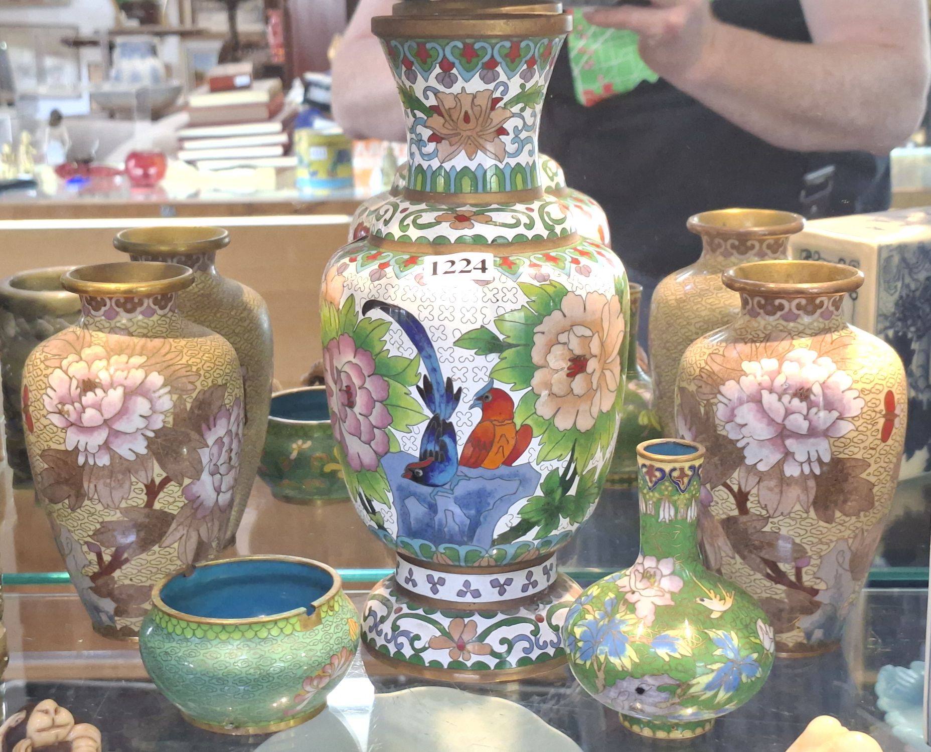 1224 · CHINESE CLOISONNE VASES AND POT