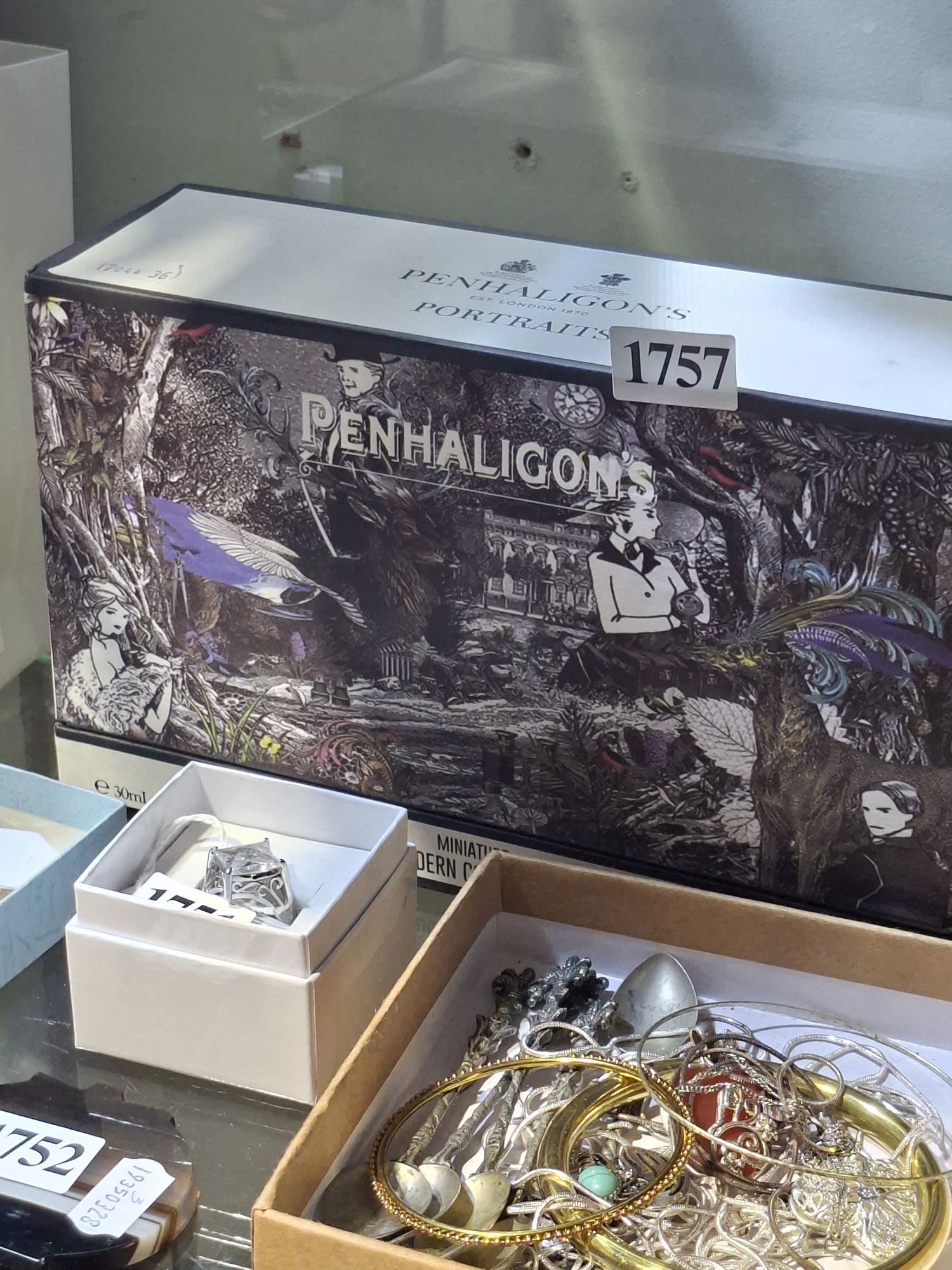 PENHALIGONS PORTRAITS