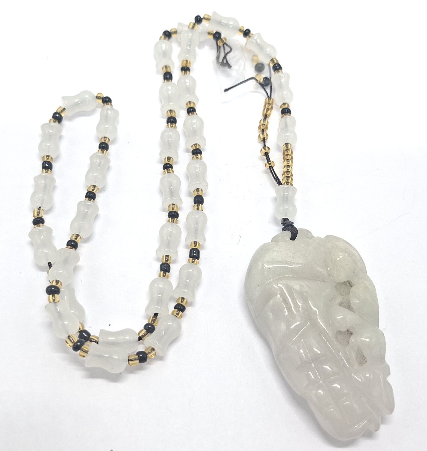 JADE NECKLACE