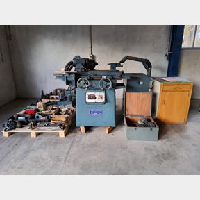 Jones Shipman 310T tool & cutter grinder with accessories & cupboard