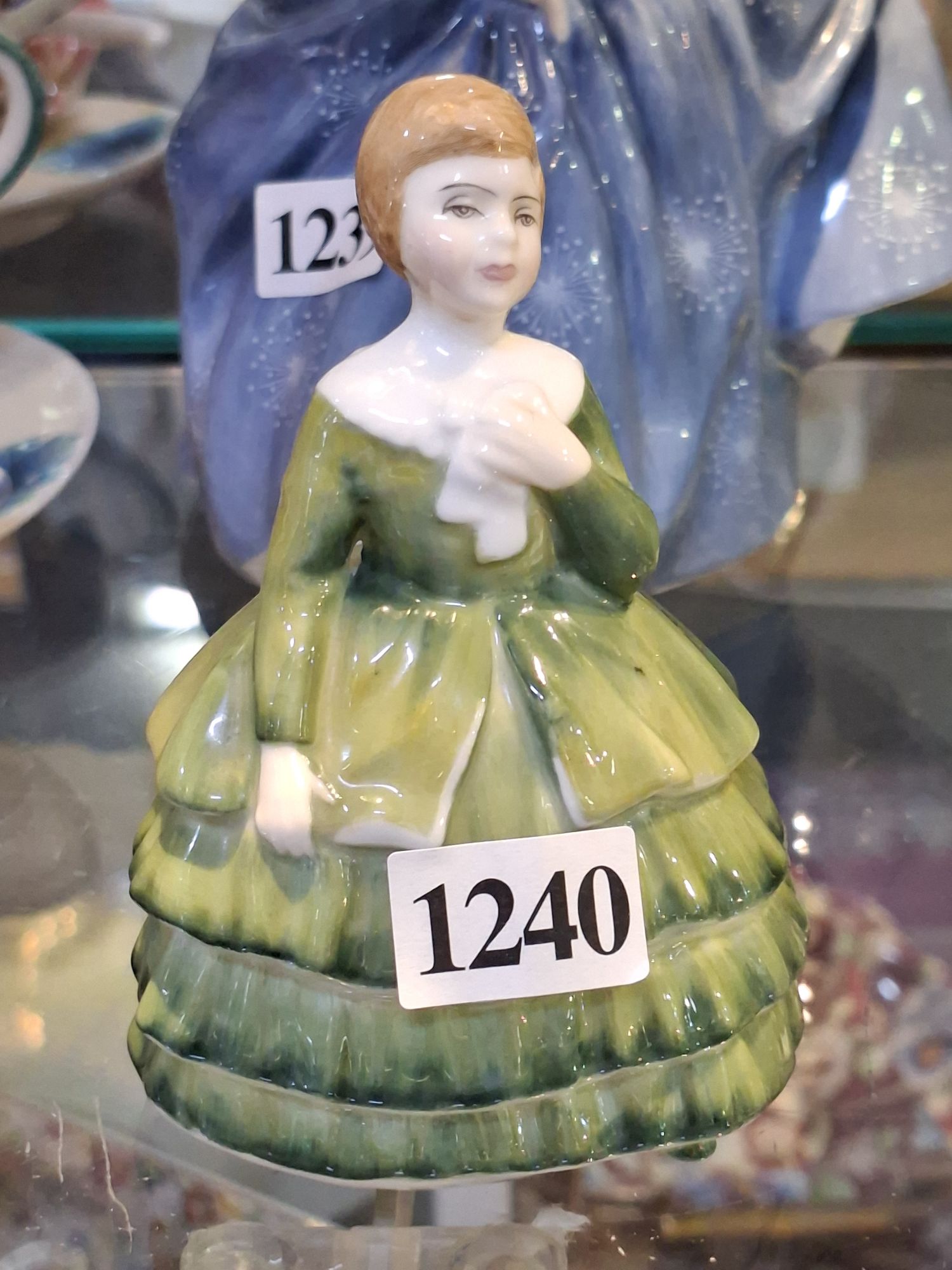 1240 · BELLE