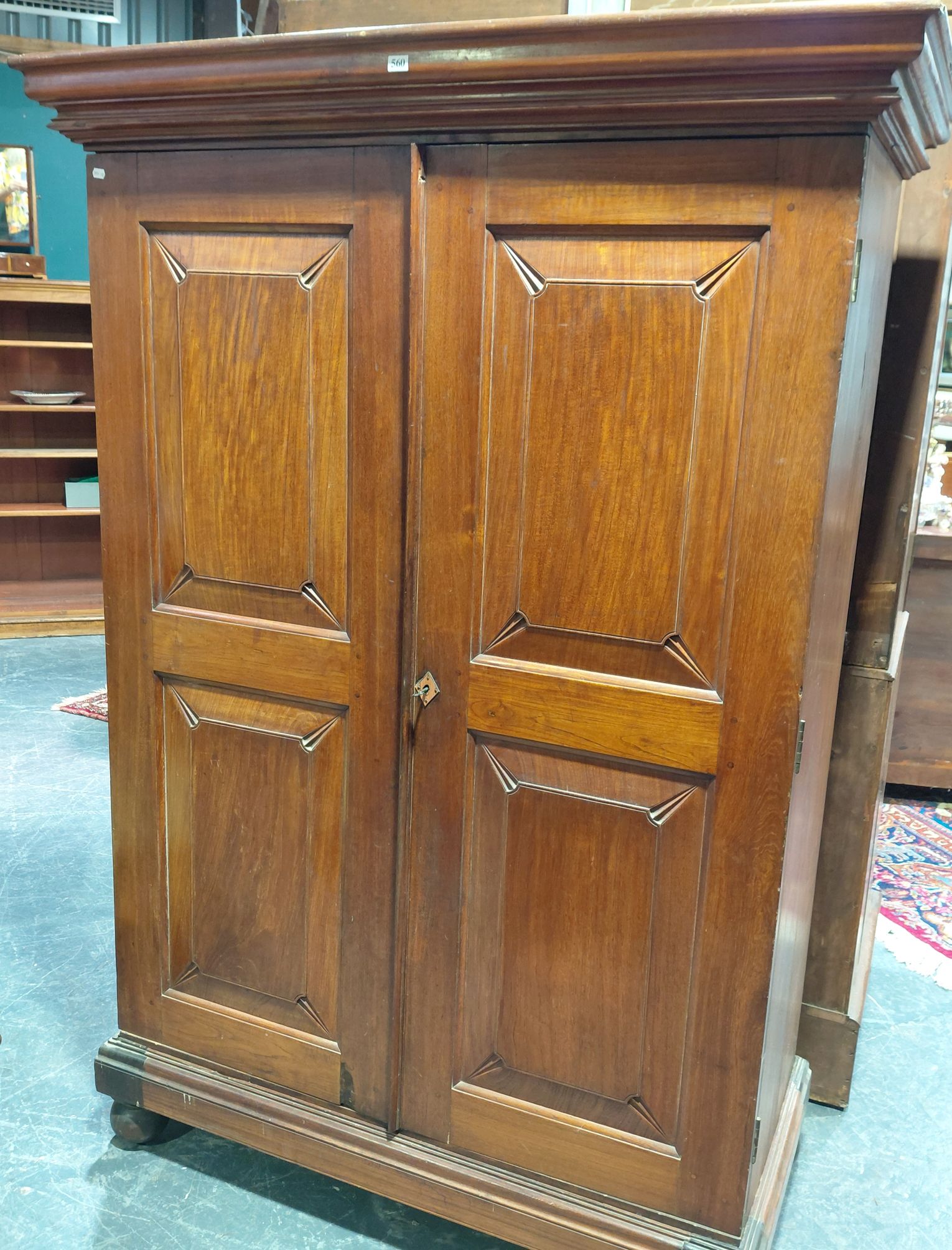 560 · RARE ANGLO-INDIAN COURT CUPBOARD