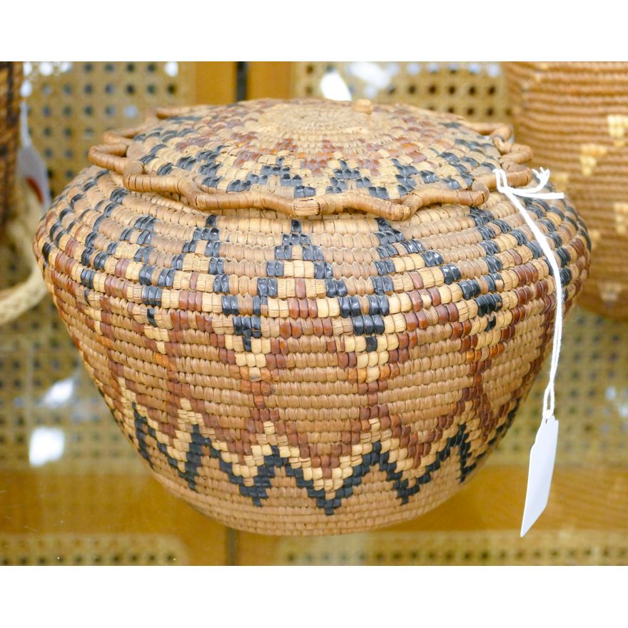 Antique Fraser River Covered Indian Basket 5''x8'' - Missing top handle