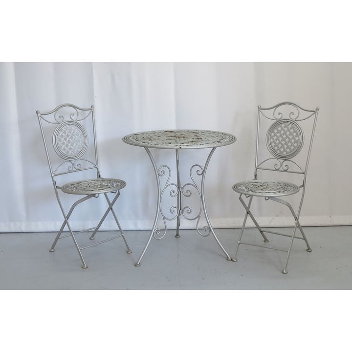 METAL GARDEN TABLE AND PAIR OF FOLDING CHAIRS
