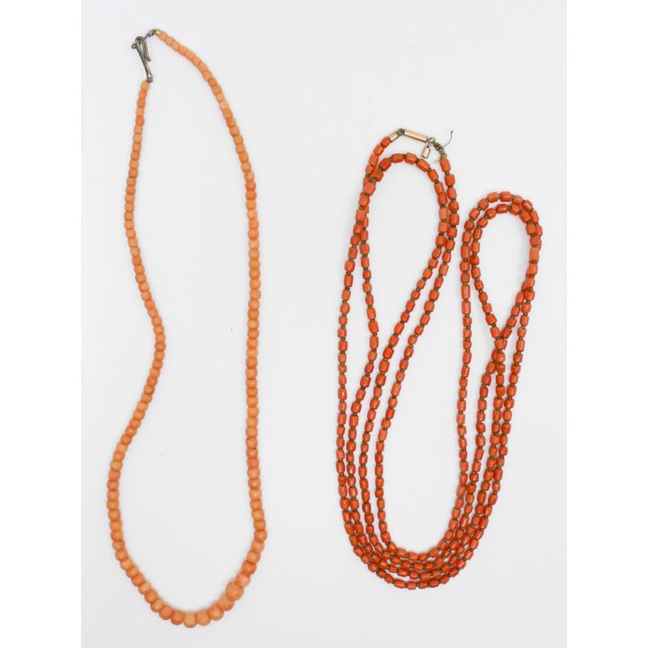 Box Antique Coral Bead Necklaces - 40 Grams TW