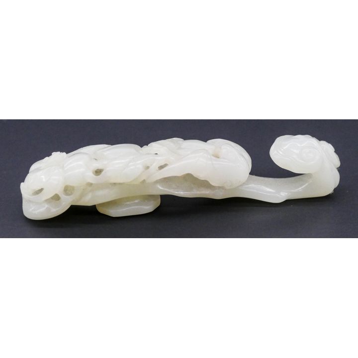 Chinese Qing Jade Lingzhi and Peach Belt Hook 3.5''