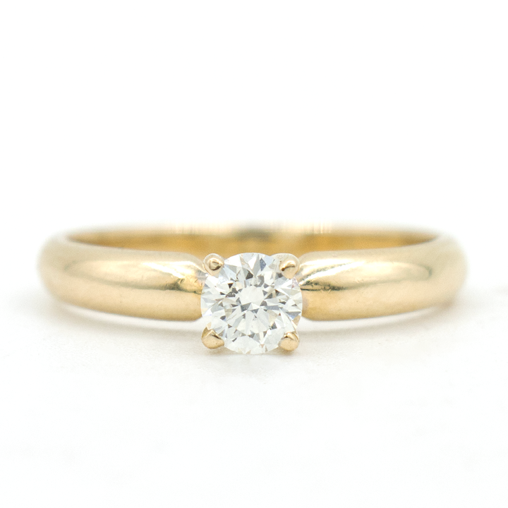 Anillo solitario