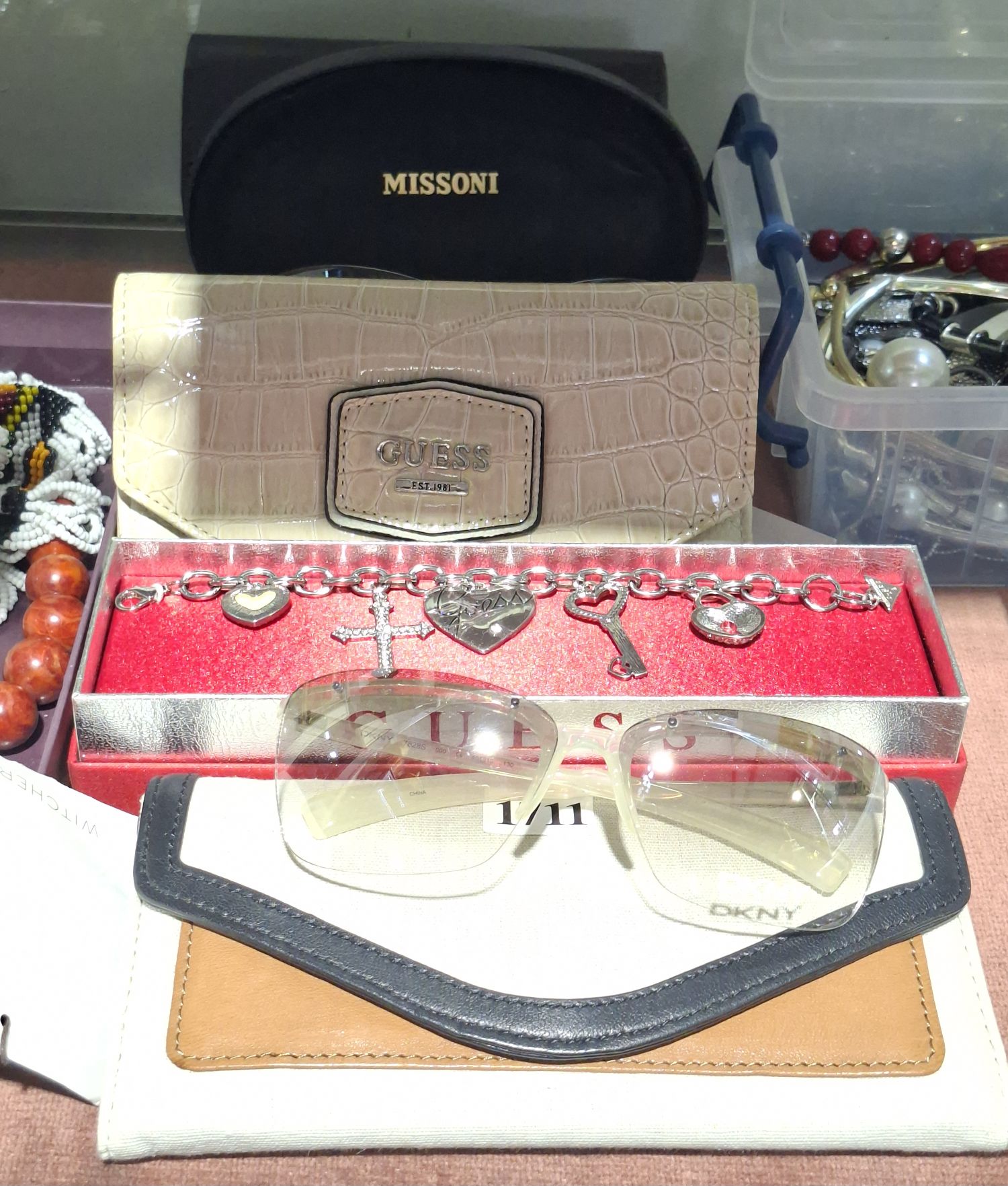 DESIGNER FASHION ACCESSORIES
