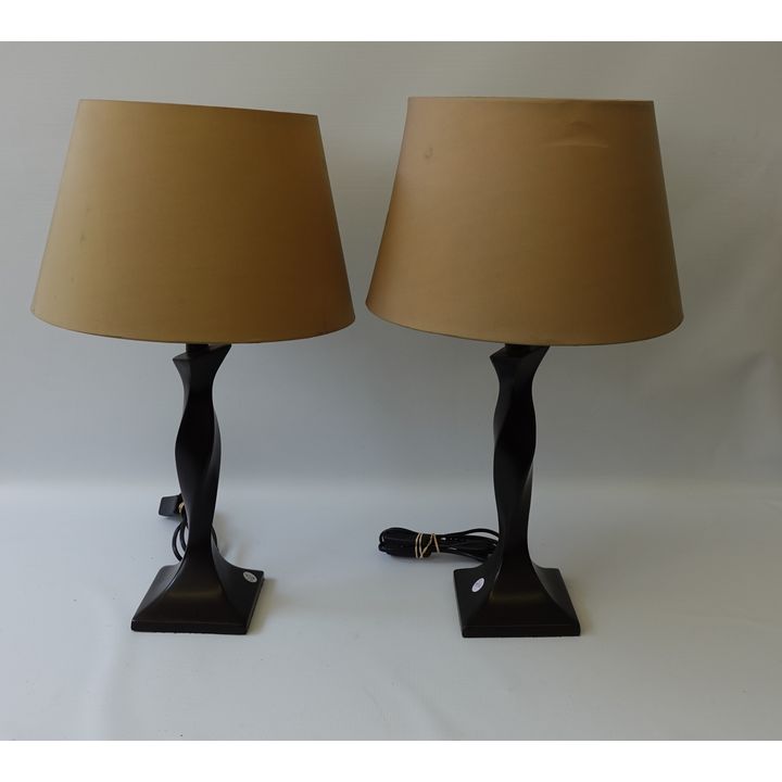 PAIR OF TABLE LAMPS