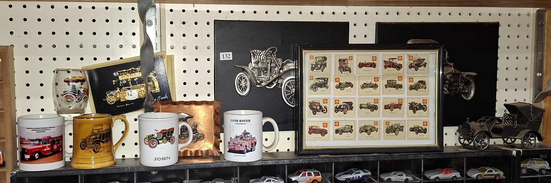 132 · CLASSIC CAR COLLECTABLES