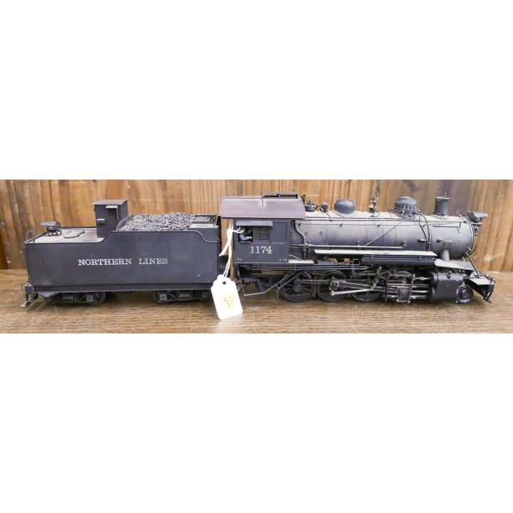 Overland Models 2-8-0 Northern Lines 1174 Engine Tender Set- painted and used