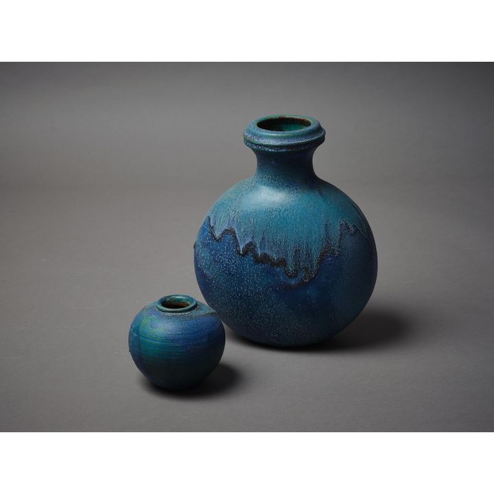 Graeme Storm - Two vases