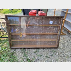 **NEW PIC** 5' shelving display case w/plexiglass doors/Locks