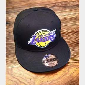 LAKERS 9FIFTY NEW ERA ADJUSTABLE SIZE CAP - S/M - BLACK - 51634/2776