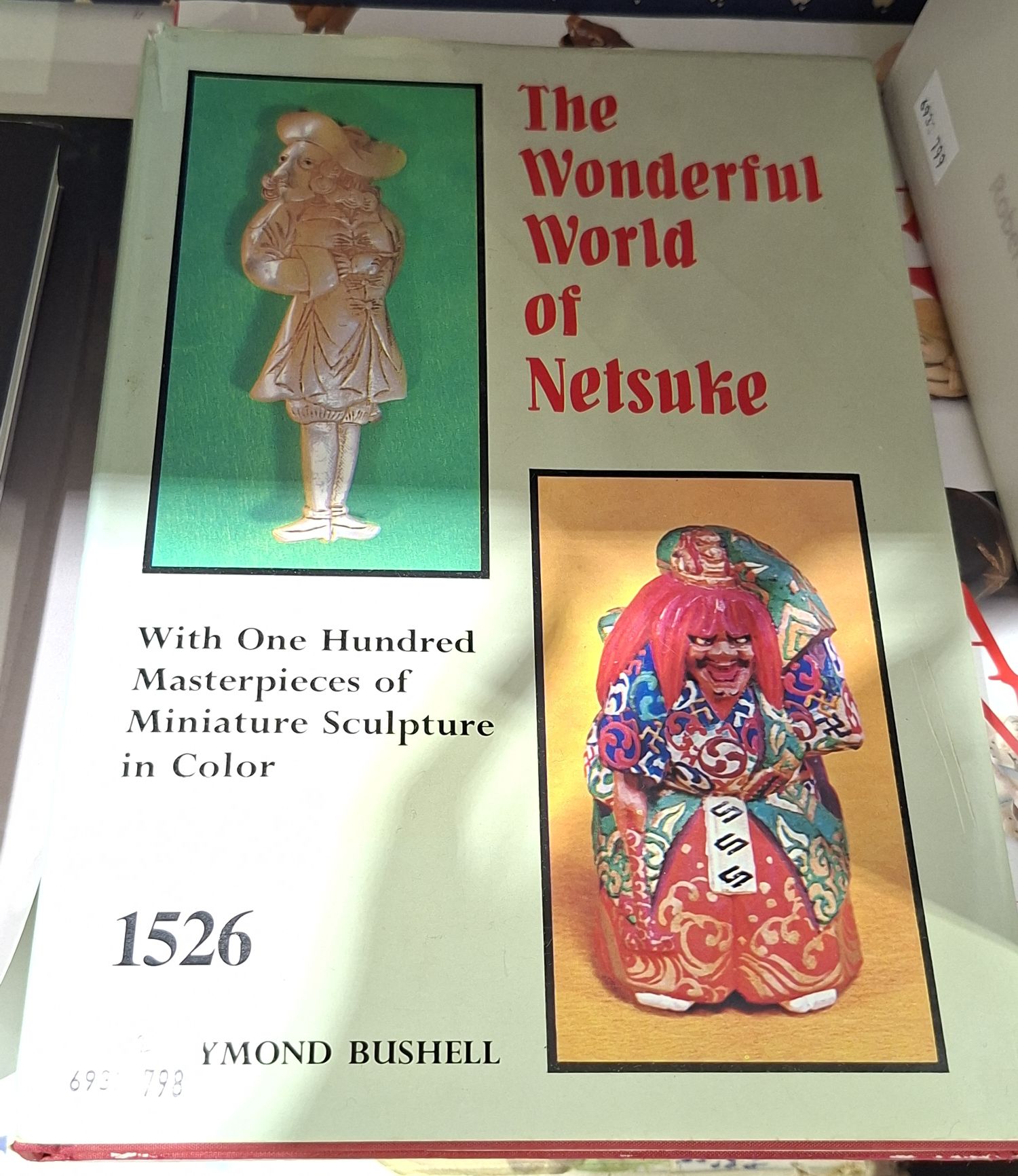 Netsuke Collecting Books