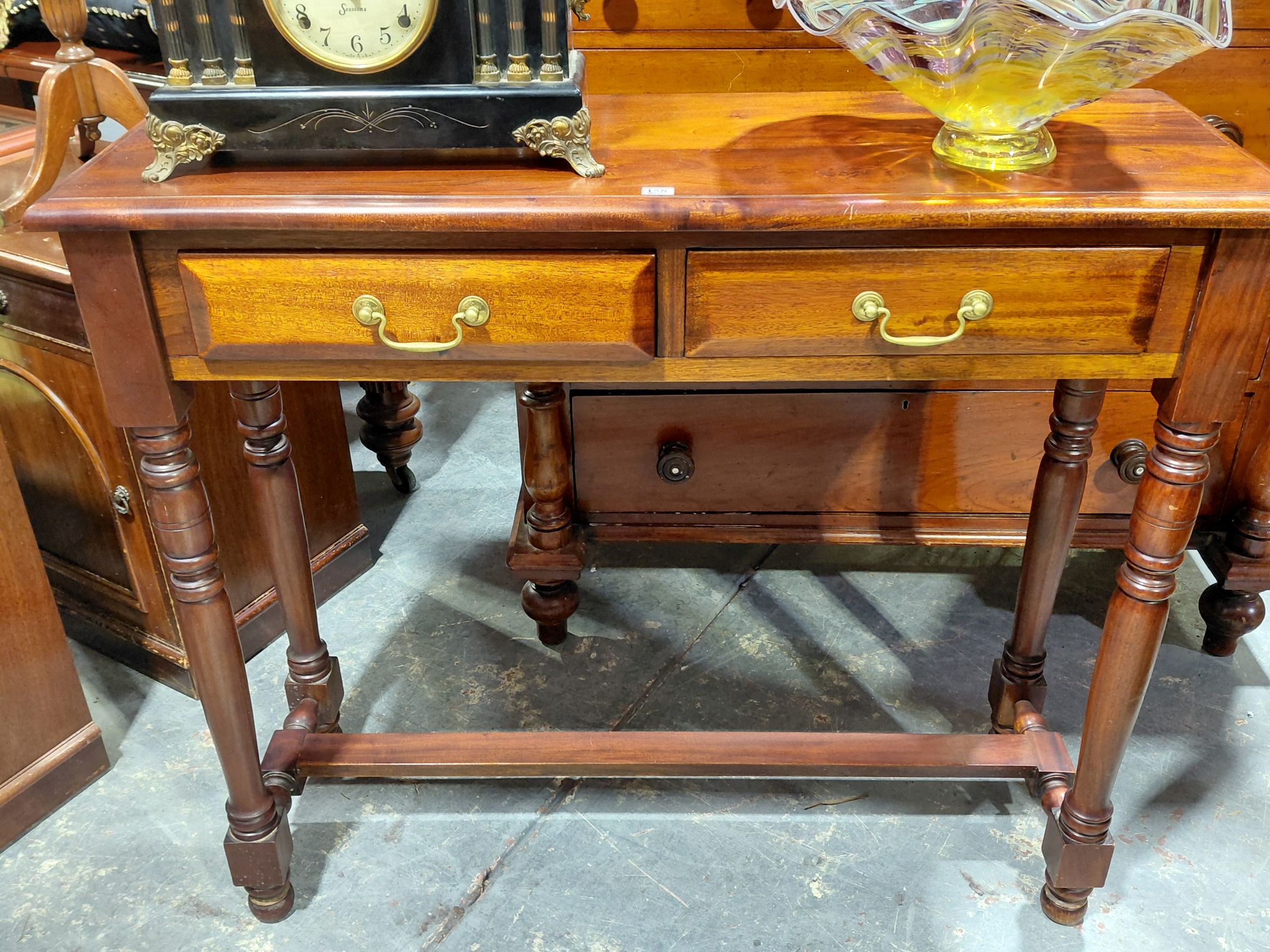 158 · HALL TABLE