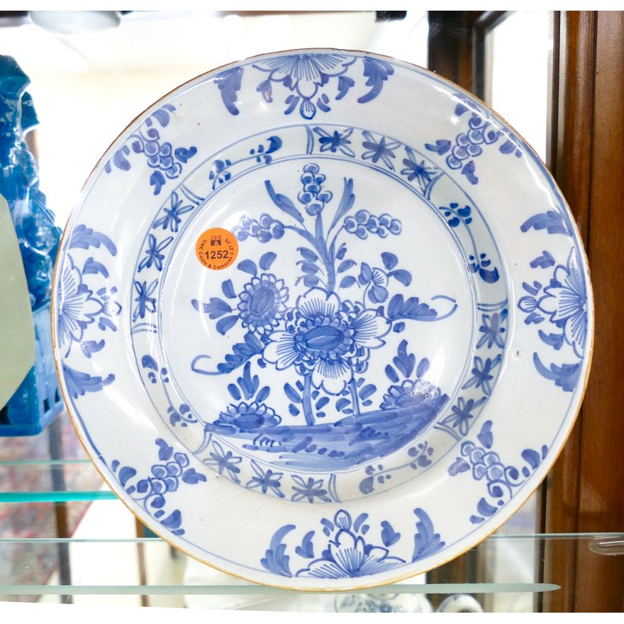Antique Dutch Faience Porcelain Plate 9''