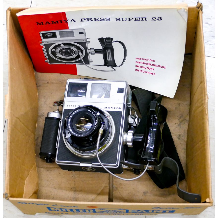 Box Mamiya Press Super 23 Camera