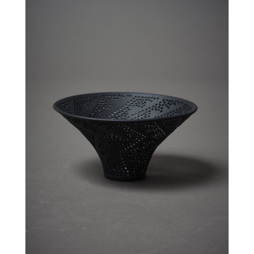 Sandra Black - Small flared Zig Zag vessel