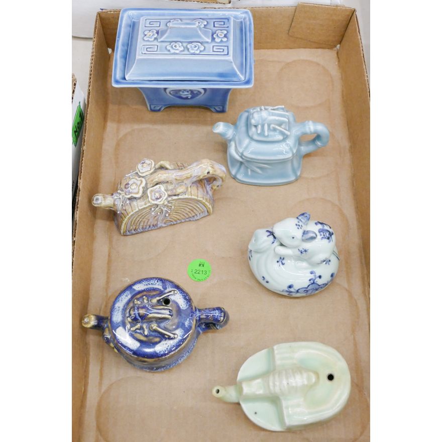 Box 6pc Chinese Figural Water Droppers etc.