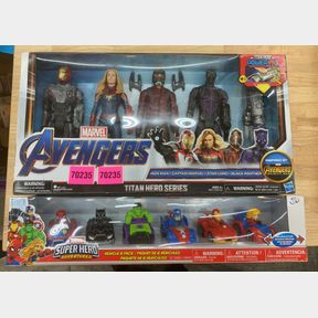 MARVEL AVENGERS FIGURES & MARVEL SUPERHERO ADVENTURES VEHICLES