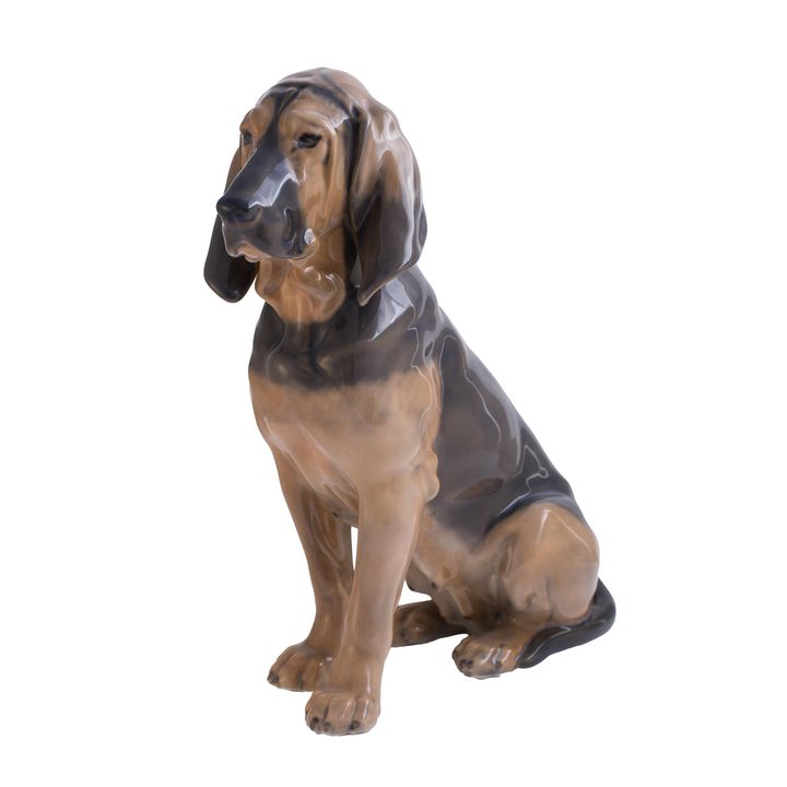 Figura psa rasy bloodhound, proj. Lauritz Jensen, 1911, Royal Copenhagen, poł. XX w.