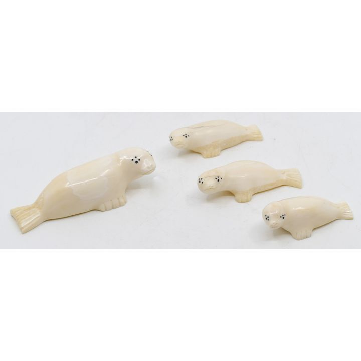 4pc Alex Muktoyuk Inuit Seal Carvings Largest 4''