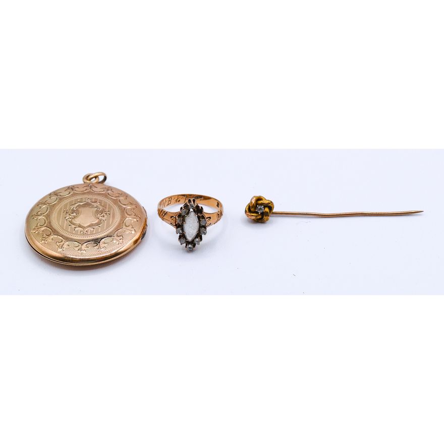 Box 10-14k Victorian Jewelry - 12.2 grams TW