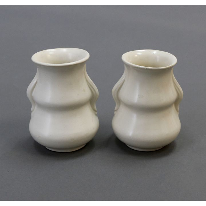 Crown Lynn Potteries, Pair of small white curvy vases