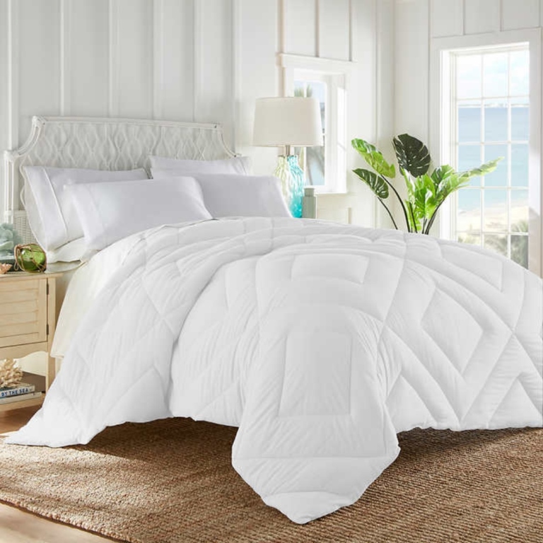 Tommy Bahama Down Alternative Comforter Vanzant Auctions