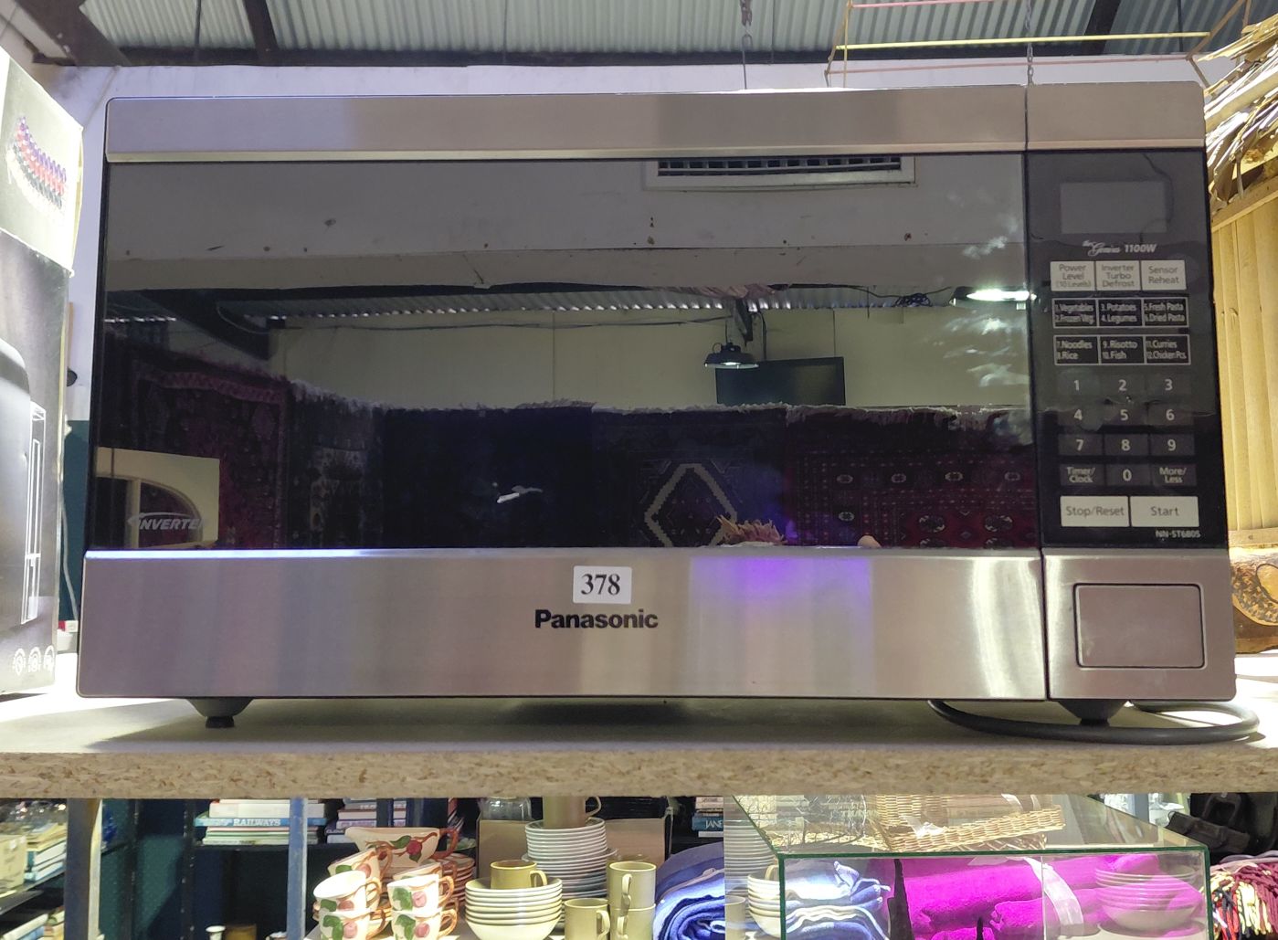 378 · PANASONIC MICROWAVE