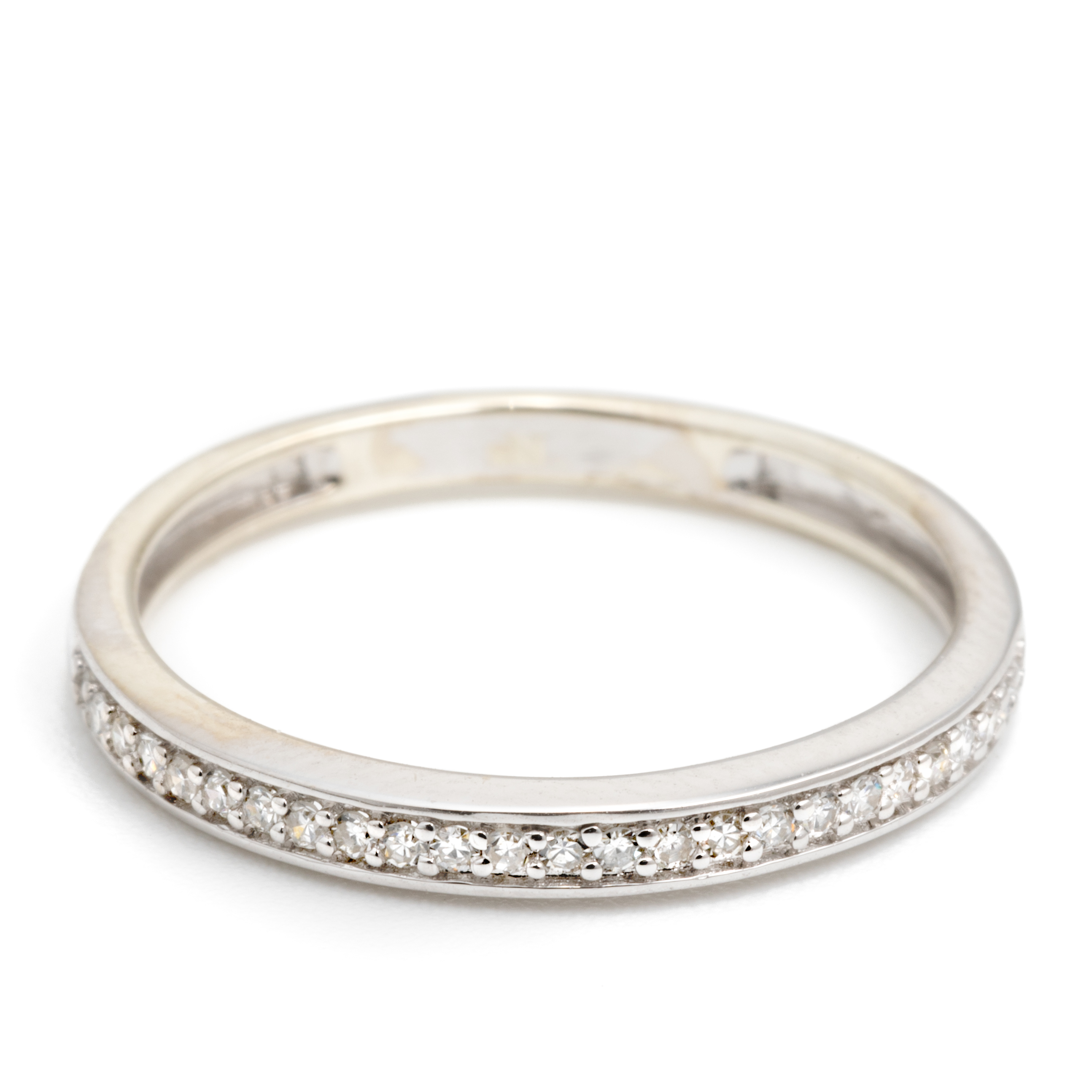 282 · Diamond 9ct Gold Ring
