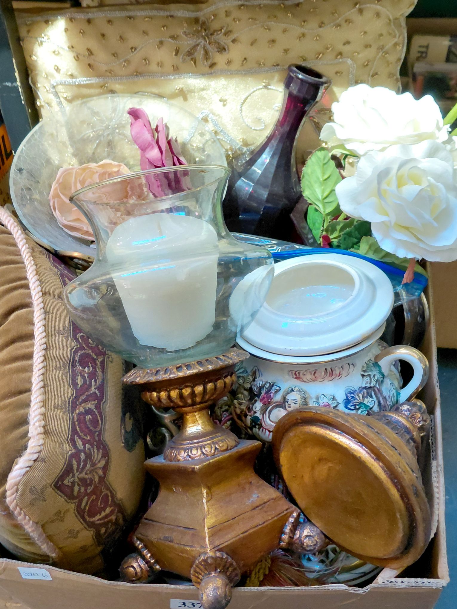 337 · DECORATIVE HOMEWARE