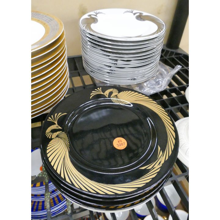 20pc Fitz & Floyd 'Phoenix d'Or' Porcelain Dessert Plates