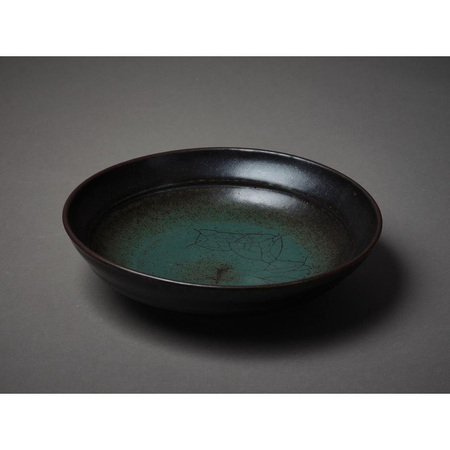 Len Castle - An impressive hand-thrown stoneware bowl