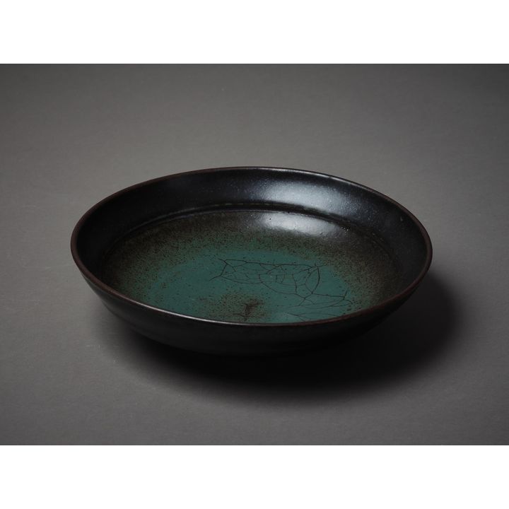 Len Castle - An impressive hand-thrown stoneware bowl