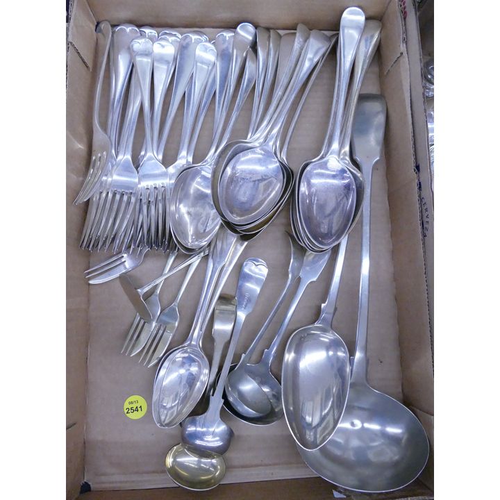 Box Sheffield Tipped Flatware Etc