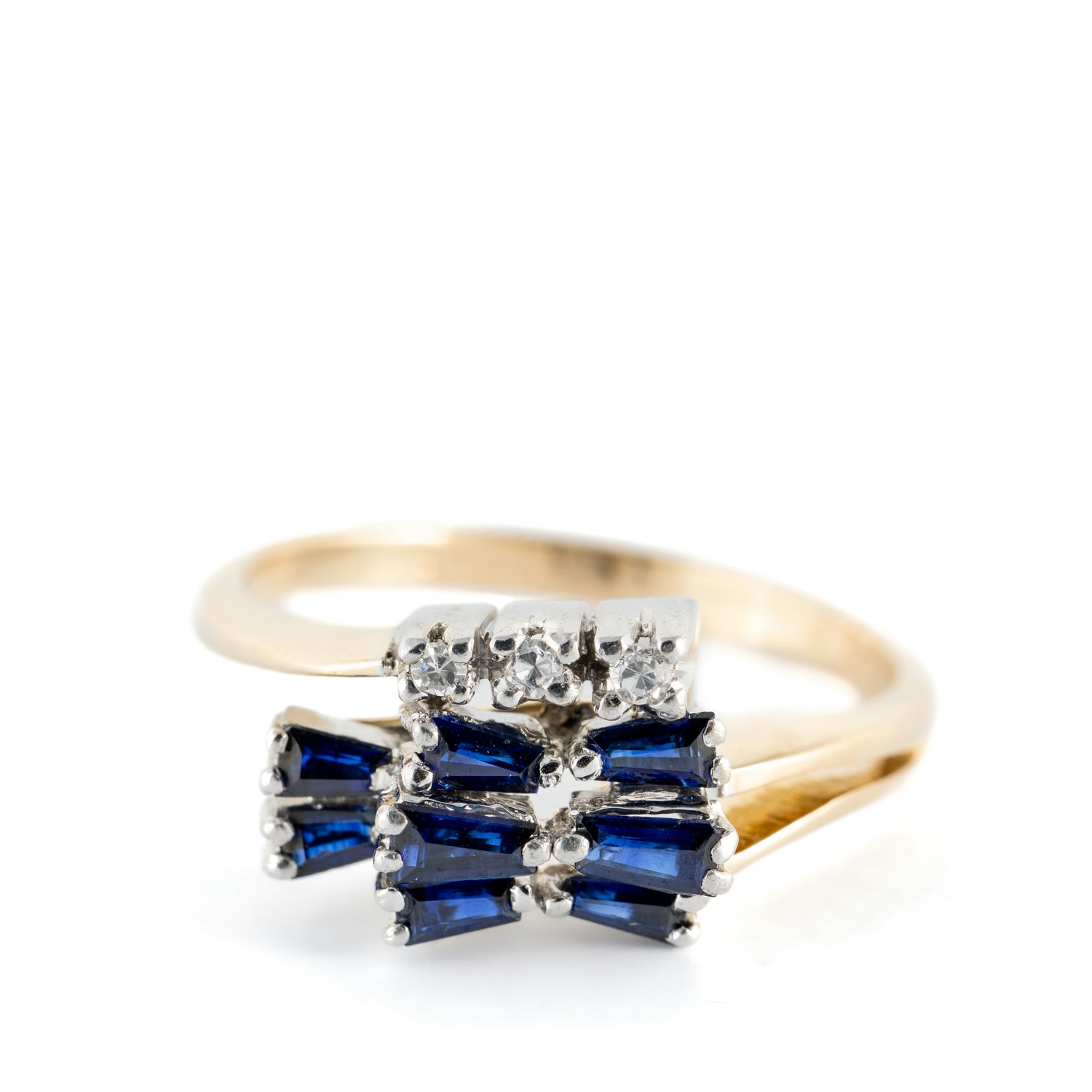 148 · Sapphire & Diamond Ring 14ct Gold