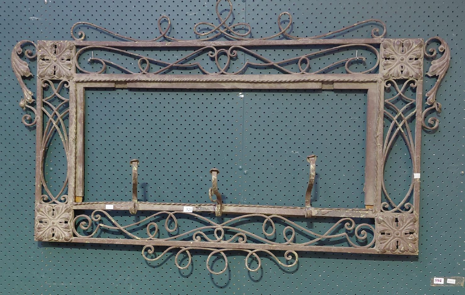 320 · WROUGHT IRON FRAME