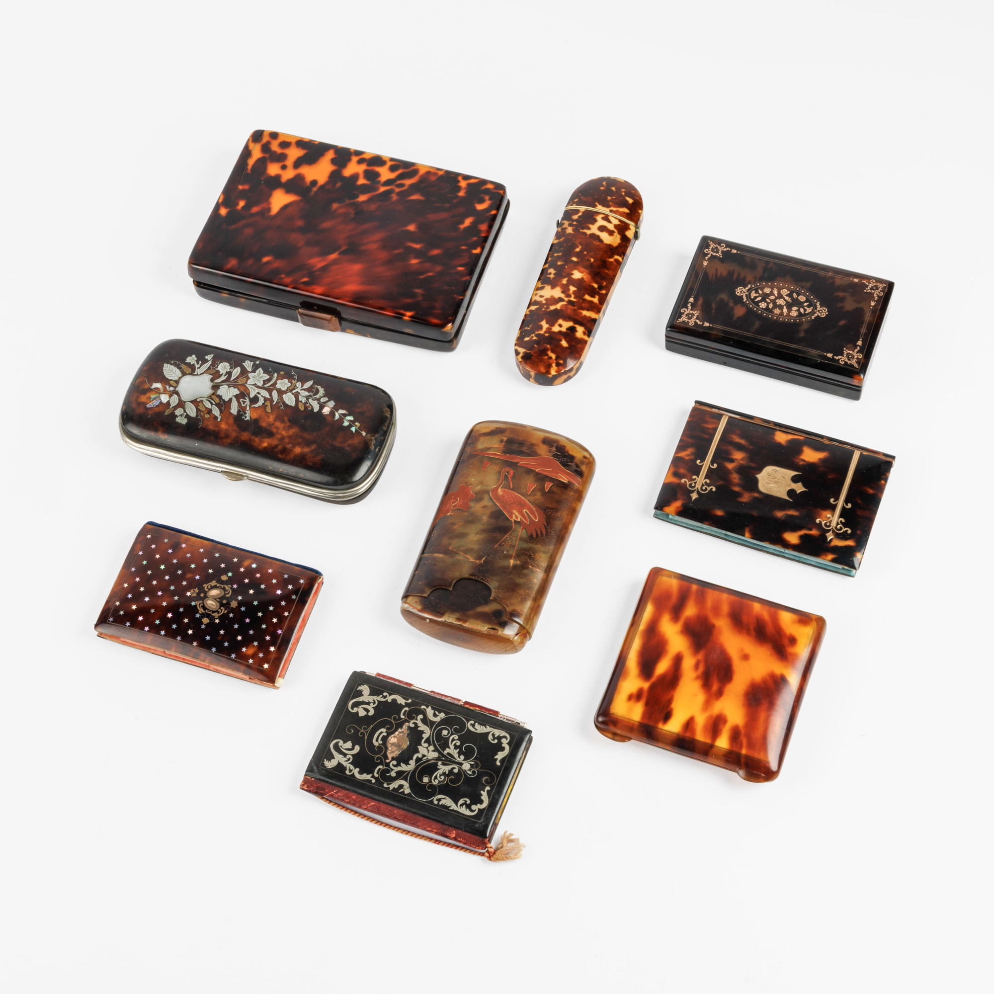 Nine art deco pieces inlaid with tortoiseshell – kavel bij Bernaerts, Antwerp