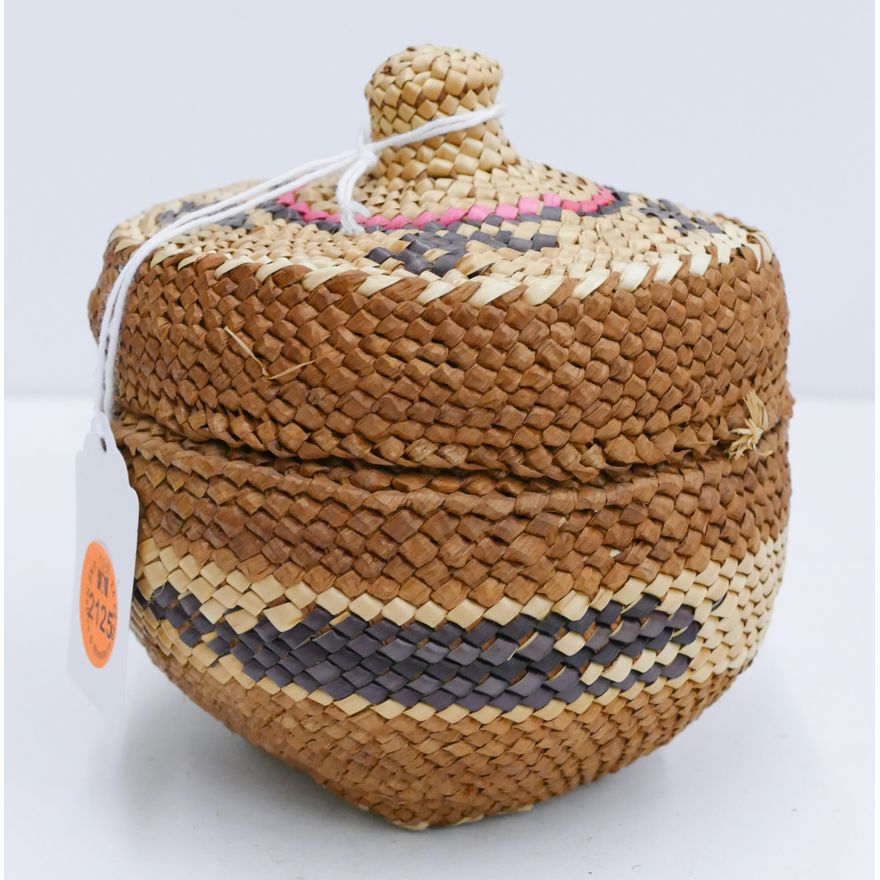 Vintage Makah Whale Hunt Covered Indian Basket 4.5''