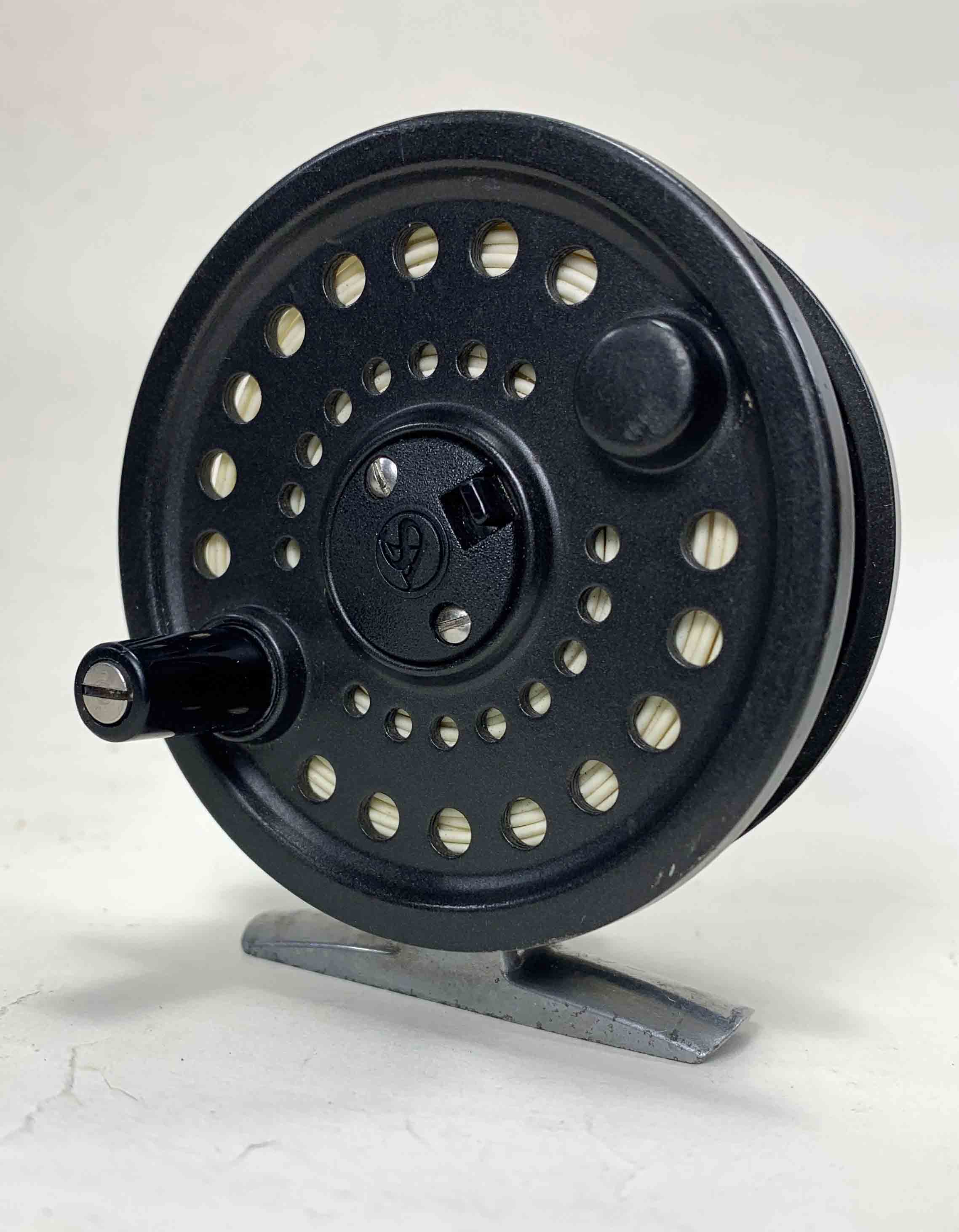 Used SCIENTIFIC ANGLERS CONCEPT 1 FLY REEL Fishing Equipment
