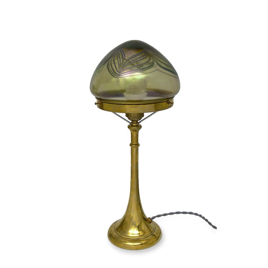 Lampa stołowa
